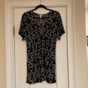 White House Black Market women’s tunic